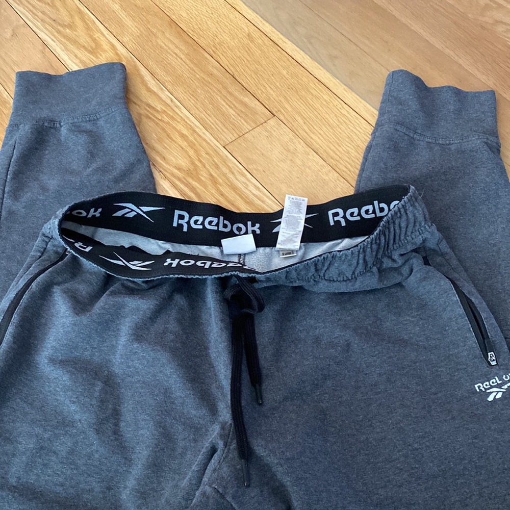 Men Reebok pant - Picture 2 of 3